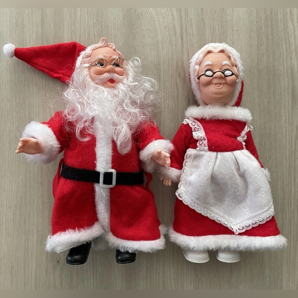 Vintage 70s Rubber Face Mr & Mrs Santa Claus 10" Doll Figure Christmas